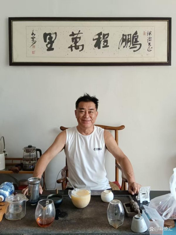 免费配资平台 博士茶馆海南总馆洪海大哥：一位跨界创业者的智慧与情怀